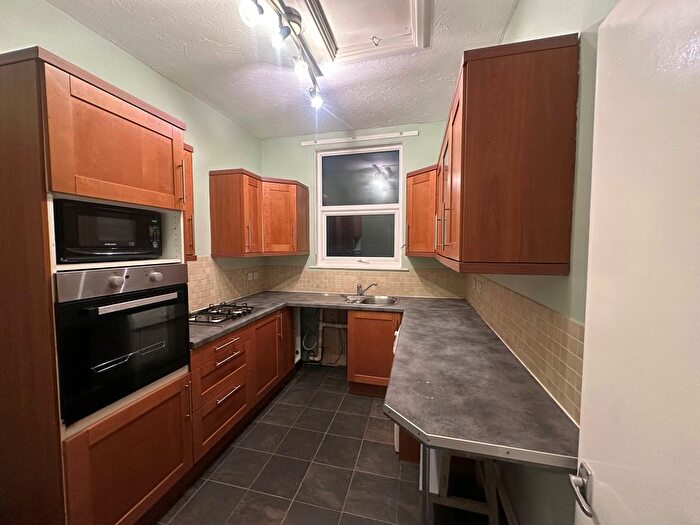 2 Bedroom Flat To Rent In Milehouse Road, Plymouth, PL3