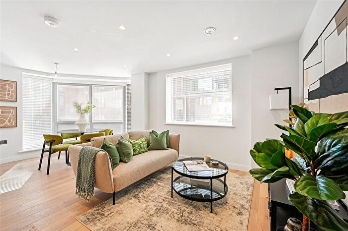 2 Bedroom Flat For Sale In Margery Street, Clerkenwell, WC1X