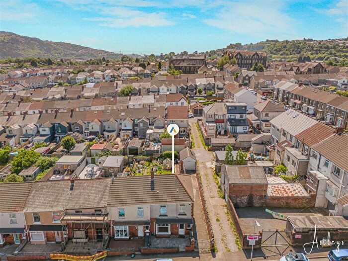 3 Bedroom End Of Terrace House For Sale In Walters Street, Manselton, Swansea, SA5