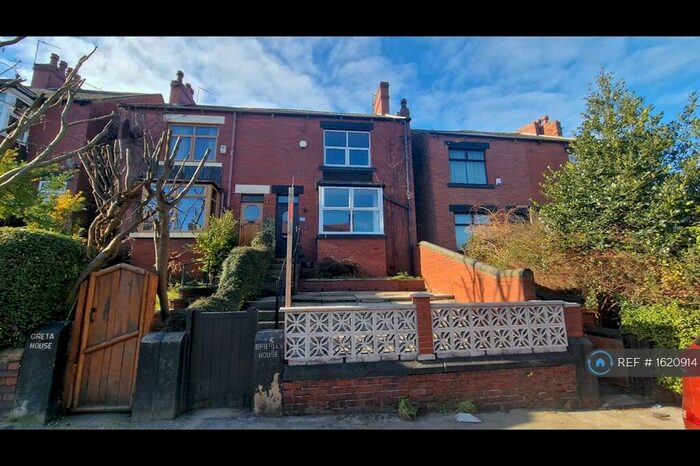 3 Bedroom Semi-Detached House To Rent In Mount Vernon Road, Barnsley, S70