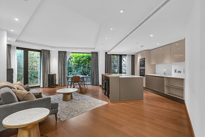 2 Bedroom Flat For Sale In Fetter Lane, London, EC4A