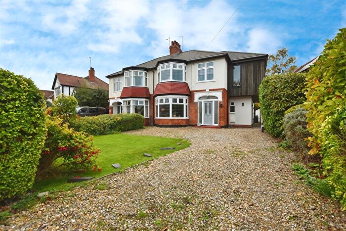 5 Bedroom Semi Detached House For Sale In Beverley Road, Kirk Ella, Hull, HU10
