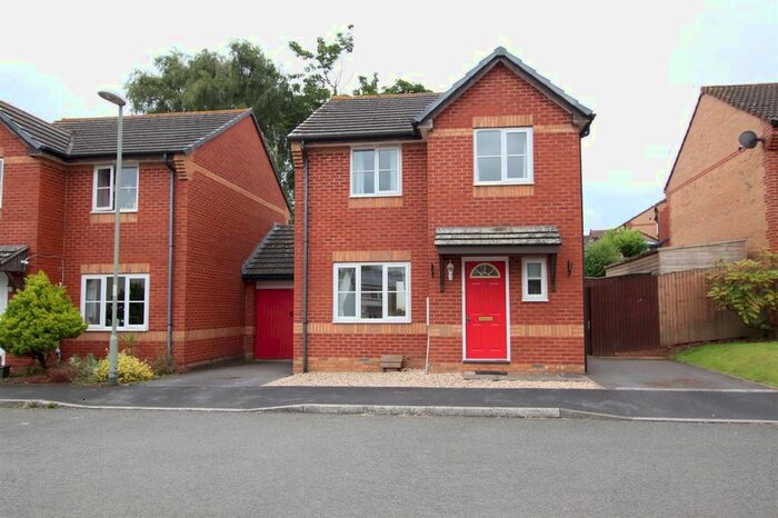 3 Bedroom Link Detached House To Rent In Jupes Close, Exminster, Exeter, EX6