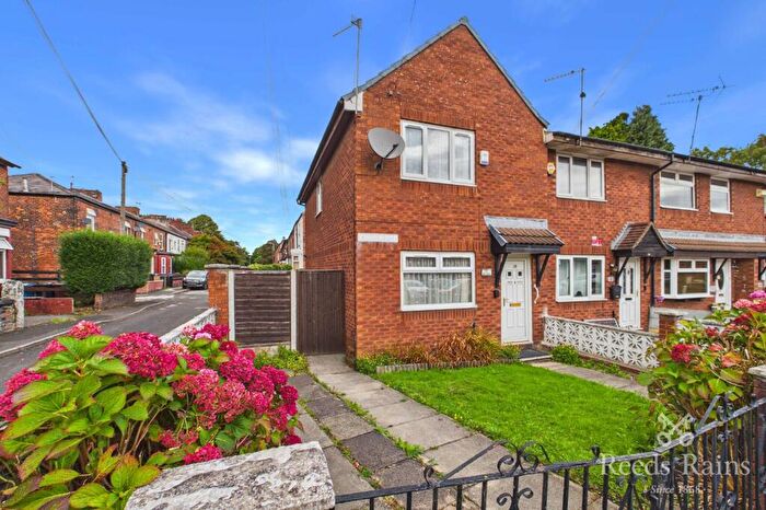 3 Bedroom End Of Terrace House For Sale In Gosport Square, Salford, Greater Manchester, M7