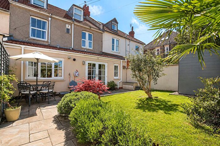 1 Bedroom Flat For Sale In Coldharbour Road, Redland, Bristol, BS6