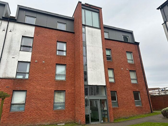 2 Bedroom Flat To Rent In /, Ferry Gait Place, Edinburgh, EH4