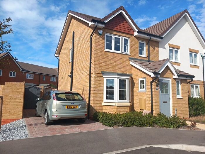 3 Bedroom Semi Detached House For Sale In Foxglove Way, Minster On Sea, Sheerness, Kent, ME12