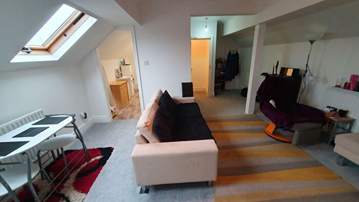 1 Bedroom Flat For Sale In Flat, Horse Fair, Rugeley, Staffordshire, WS15