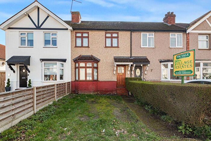 3 Bedroom Terraced House For Sale In Pelham Road, Bexleyheath, DA7