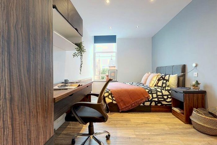 1 Bedroom Flat To Rent In Hyde Terrace, Leeds, LS2