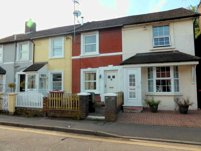 2 Bedroom Terraced House To Rent In West Street, Crawley RH11