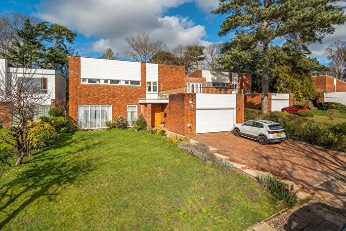 6 Bedroom Detached House For Sale In Lord Chancellor Walk, Coombe Hill, Kingston Upon Thames, KT2