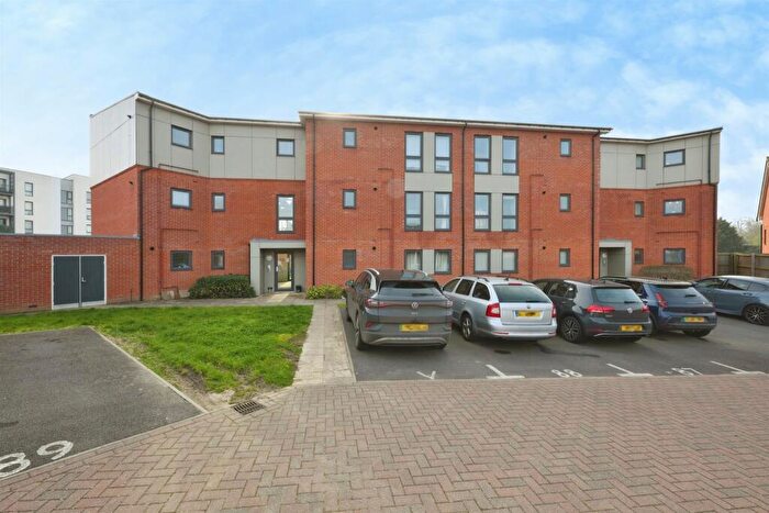 1 Bedroom Flat For Sale In Blackthorn Drive, Harlow, CM17