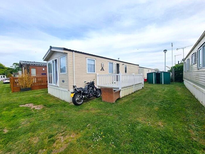 2 Bedroom Lodge For Sale In Straight Road, East Bergholt, CO7