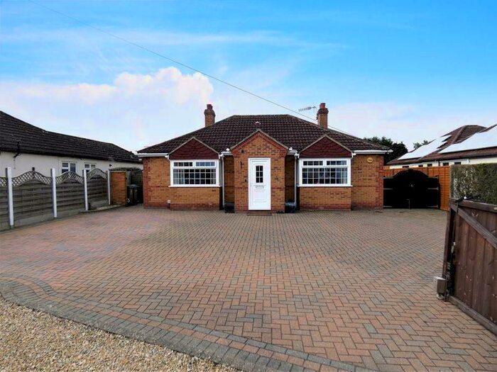 3 Bedroom Detached Bungalow To Rent In Mays Lane, Stubbington, Fareham, PO14