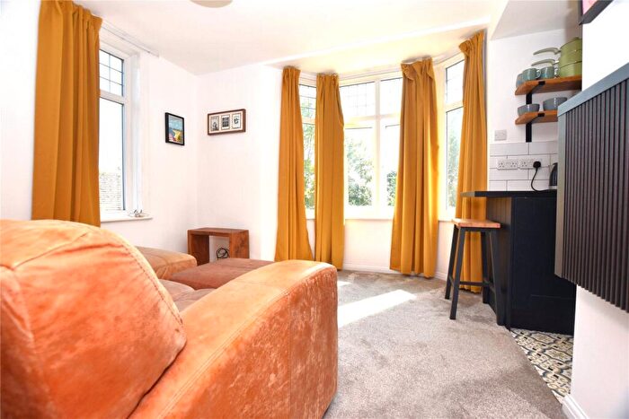 1 Bedroom Apartment For Sale In Stevenstone Road, Exmouth, Devon, EX8