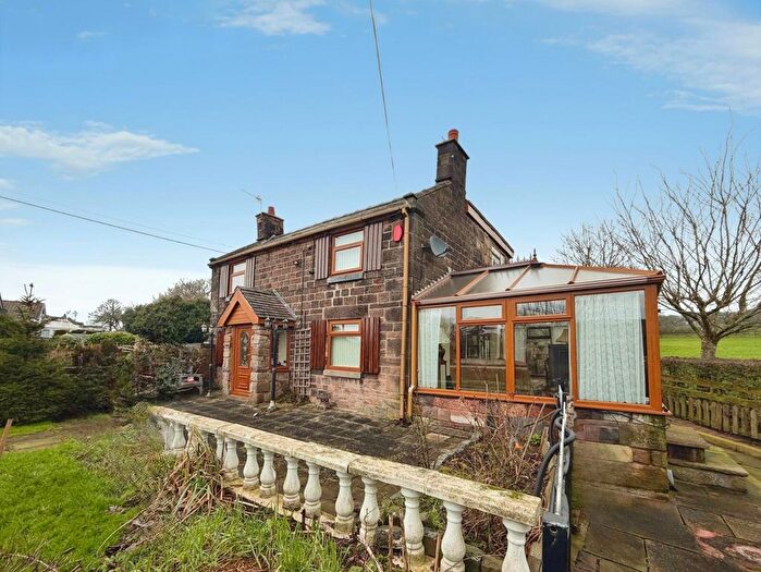 3 Bedroom Cottage For Sale In Brookhouse Lane, Stoke-On-Trent, Staffordshire, ST2
