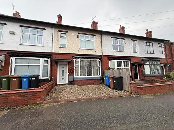 3 Bedroom Terraced House For Sale In Kings Road, Ashton-Under-Lyne, OL6