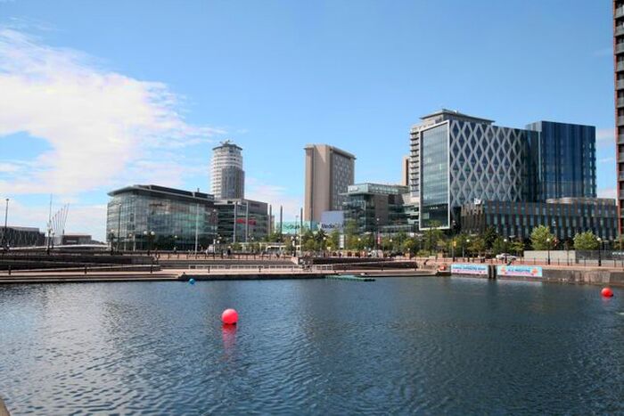 1 Bedroom Flat For Sale In Number One, Media City Uk, Salford, M50