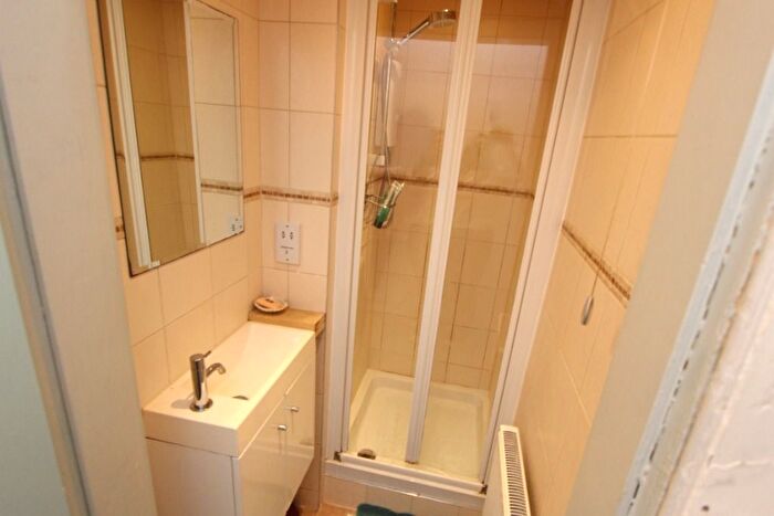 1 Bedroom Flat To Rent In Spey Terrace, Leith, Edinburgh, EH7