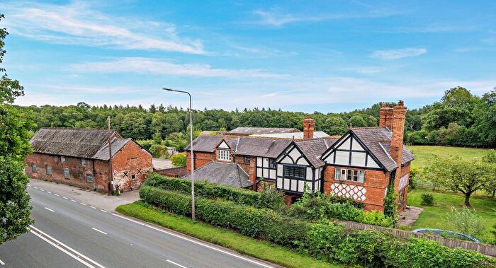 6 Bedroom Detached House For Sale In Chester Road, Tabley, WA16