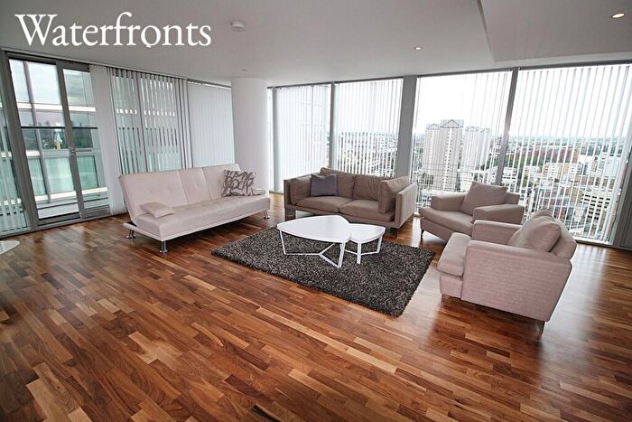 3 Bedroom Apartment To Rent In Marsh Wall, London, E14