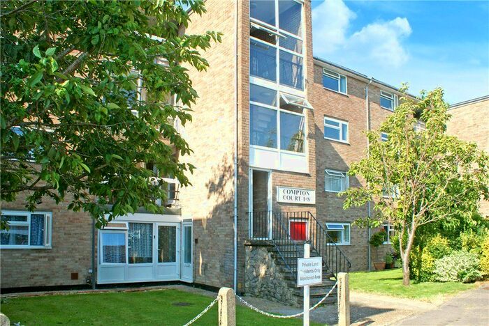 2 Bedroom Flat To Rent In Chidham Close, Havant, PO9