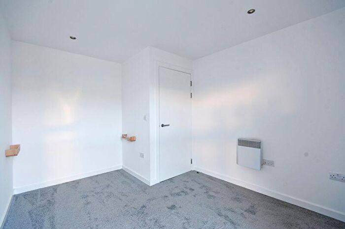 2 Bedroom Apartment To Rent In City Point, Solly Street, Sheffield, S1