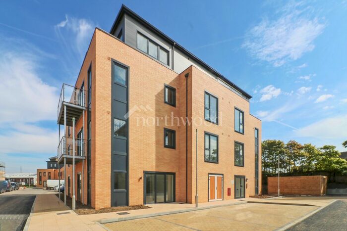 2 Bedroom Flat To Rent In New Town Road, New Town, Ashford, TN24