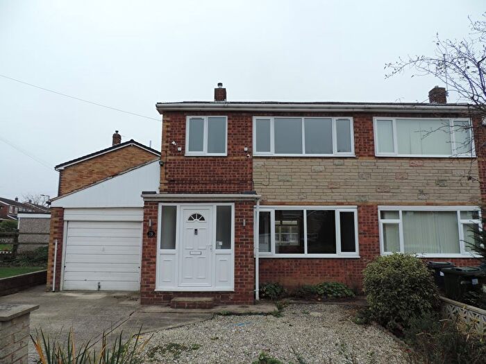 3 Bedroom Semi-Detached House To Rent In Millstone Drive, Sheffield, S26