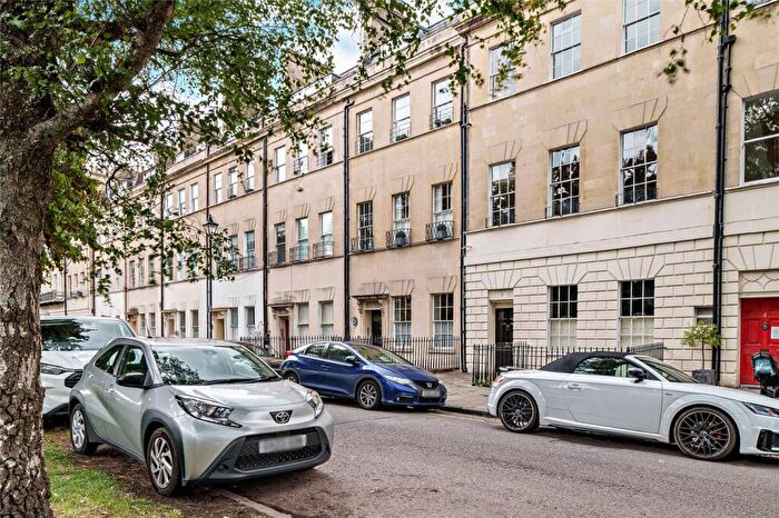 2 Bedroom Apartment For Sale In Grosvenor Place, Bath, Somerset, BA1