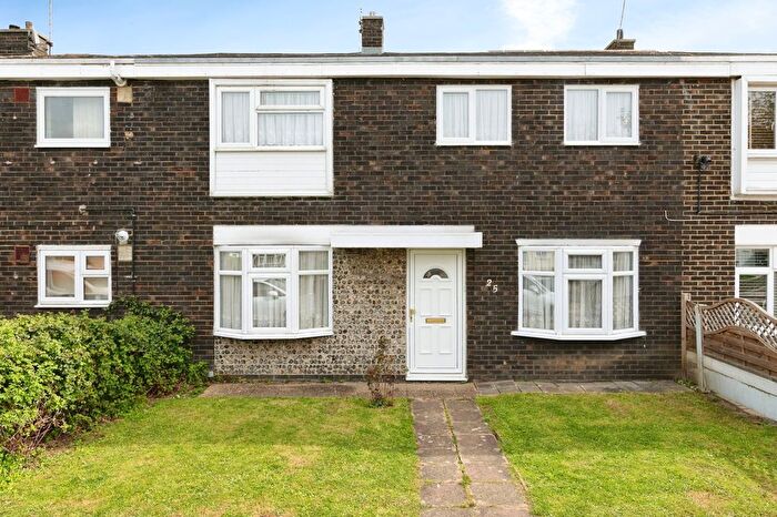 2 Bedroom Terraced House For Sale In Braybrooke, Basildon, Essex, SS14