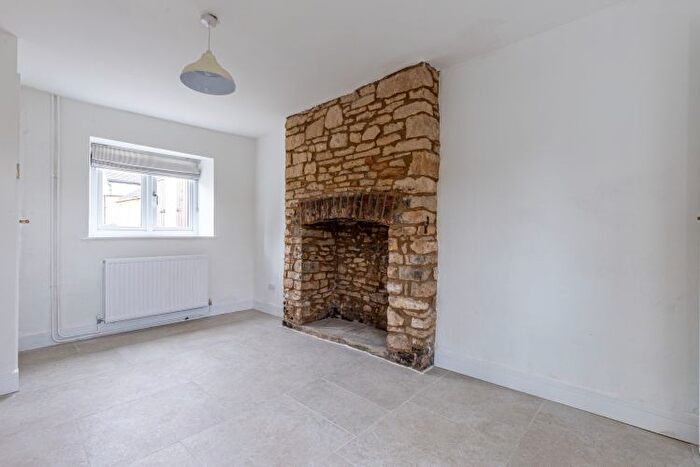 2 Bedroom Cottage To Rent In Narrow Lane, Charlbury, Chipping Norton, OX7