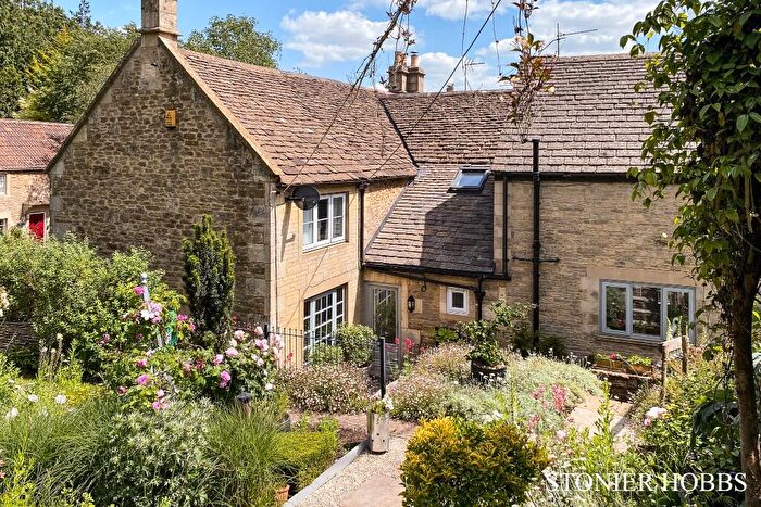 4 Bedroom Semi-Detached House For Sale In Monkton Farleigh, BA15