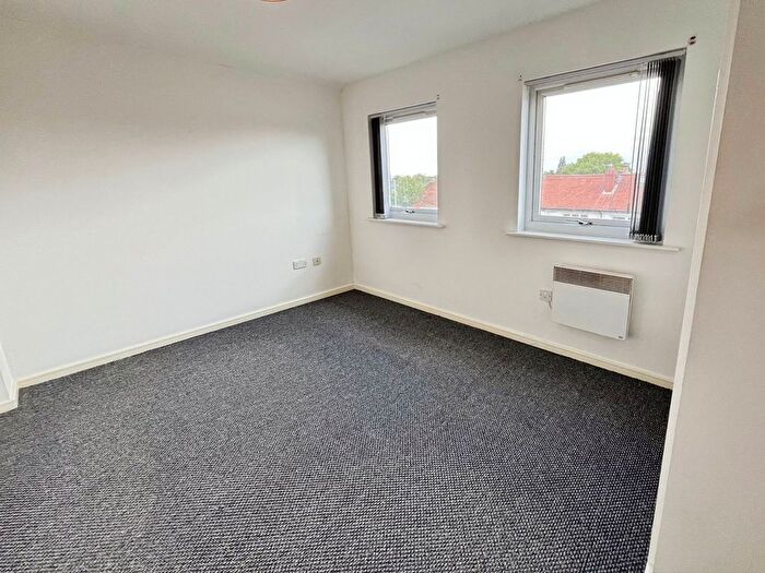 1 Bedroom Flat For Sale In Cavendish Road, West Didsbury, Manchester, M20