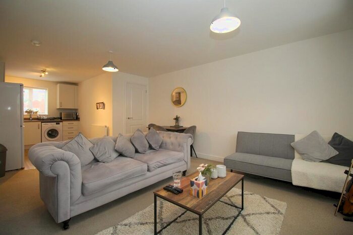 2 Bedroom Semi-Detached House To Rent In Wicket Close, Loughborough, LE11