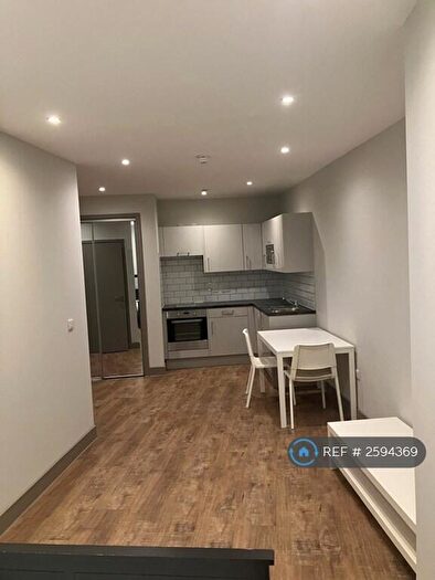 Studio To Rent In Week Street, Maidstone, ME14