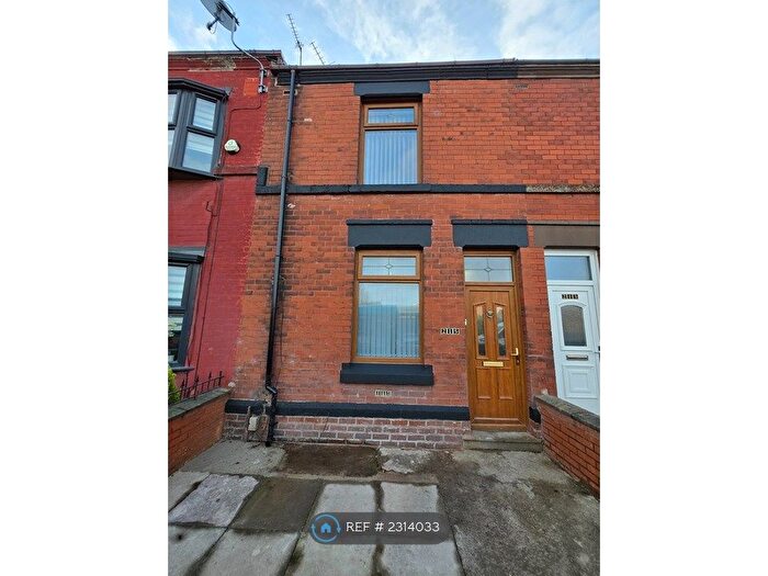 3 Bedroom Terraced House To Rent In Clipsley Lane, St Helens, WA11