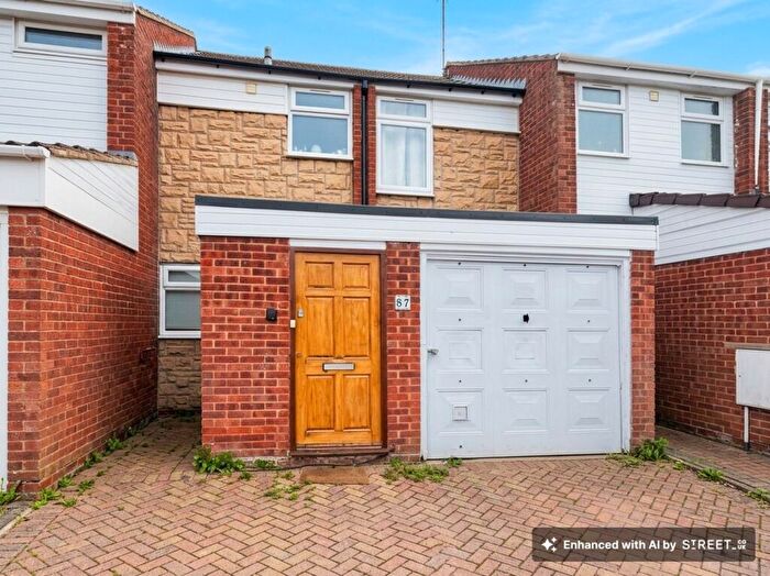 3 Bedroom Terraced House To Rent In Boswell Drive, Coventry, CV2