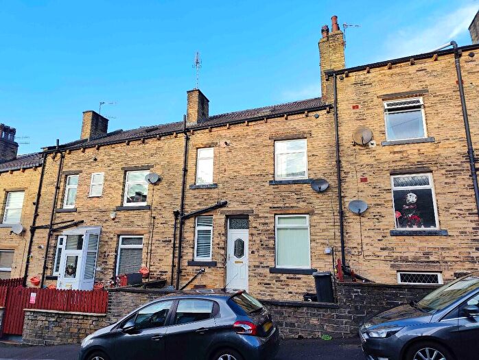 2 Bedroom Terraced House To Rent In Browning Avenue, Siddal, Halifax, HX3