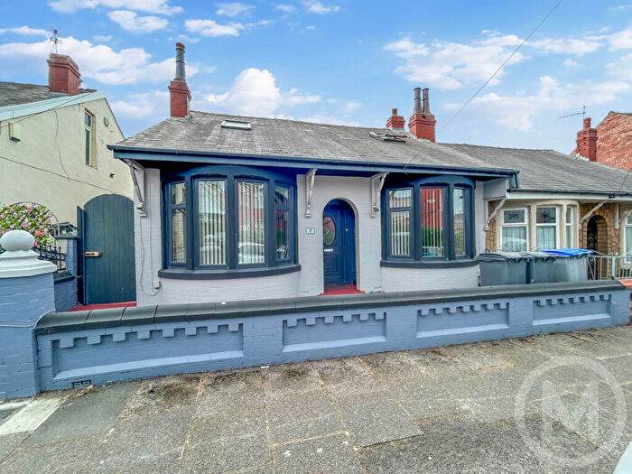 3 Bedroom Semi-Detached Bungalow For Sale In Chadfield Road, Blackpool, FY1