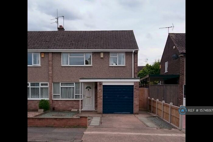 3 Bedroom Semi-Detached House To Rent In Dovedale Avenue, Long Eaton, Nottingham, NG10