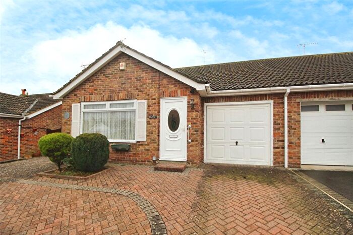 2 Bedroom Bungalow For Sale In Chegworth Gardens, Tunstall, Sittingbourne, Kent, ME10
