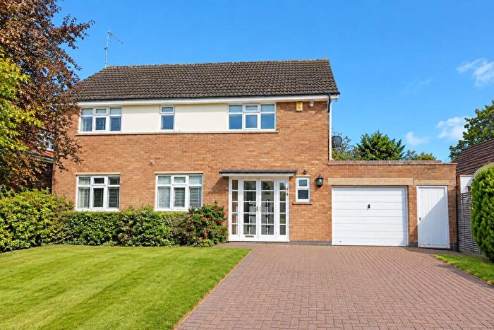 3 Bedroom Detached House For Sale In Chantry Close, Great Billing, Northampton, NN3