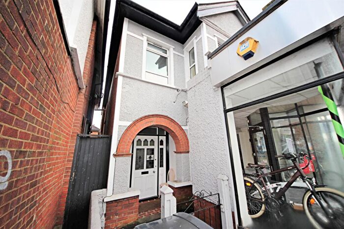 3 Bedroom Flat To Rent In Wimborne Road, Winton, Bournemouth, BH9