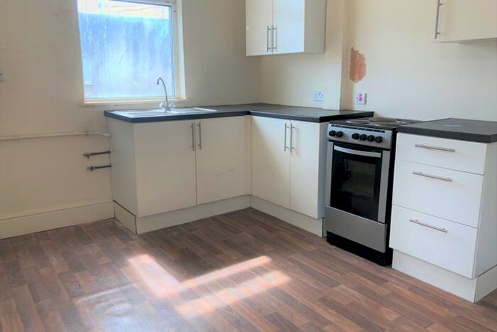 2 Bedroom Flat To Rent In Ashburton Road, Blackpool, FY1