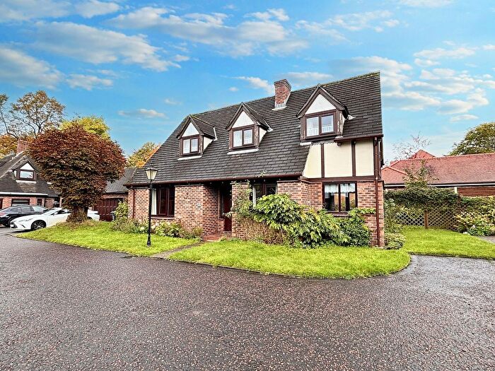 4 Bedroom Detached House To Rent In Cavendish Road, Eccles, M30