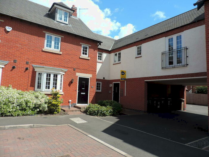 2 Bedroom Apartment To Rent In De Monfort Close, Church Gresley, DE11