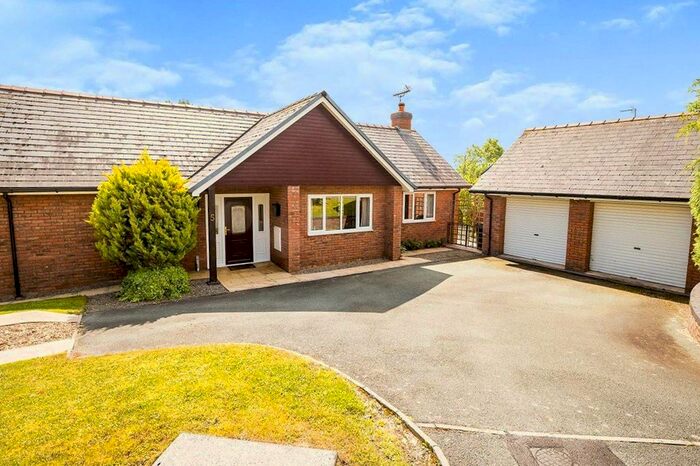 3 Bedroom Bungalow For Sale In Chapel Field, Arddleen, Llanymynech, Powys, SY22