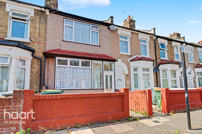 2 Bedroom Terraced House For Sale In Kingsland Road Plaistow, London, E13